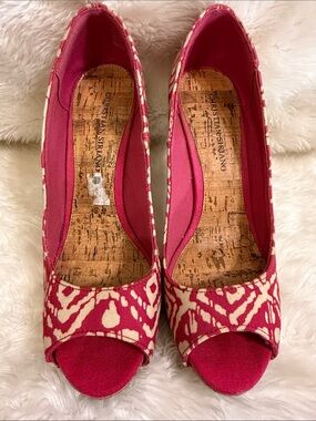 Christian Siriano for Payless Pink Print Peep Toe Cork Heel Pumps Size 8.5